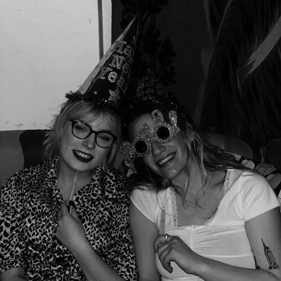 Meet your Posher, Morgan - Picture 1 of 1